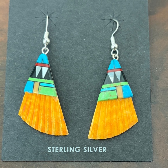 southwest design Jewelry - Southwest silver, inlay & shell Dangle Earrings